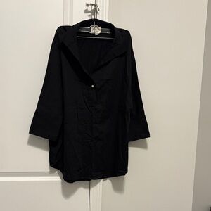Tuckernuck black 3/4 sleeve oversized shirt